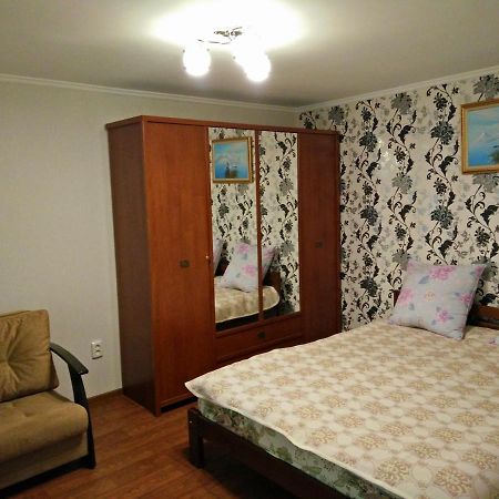 Apartment Nr Railway Station Odessa Exterior foto
