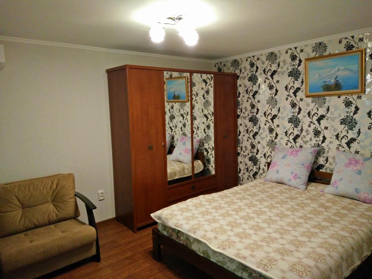 Apartment Nr Railway Station Odessa Exterior foto